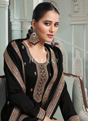 Black Embroidered Salwar kameez